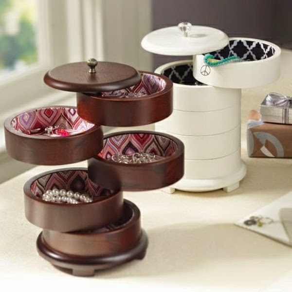 creative-jewelry-storage-boxes-on-dressing-table9