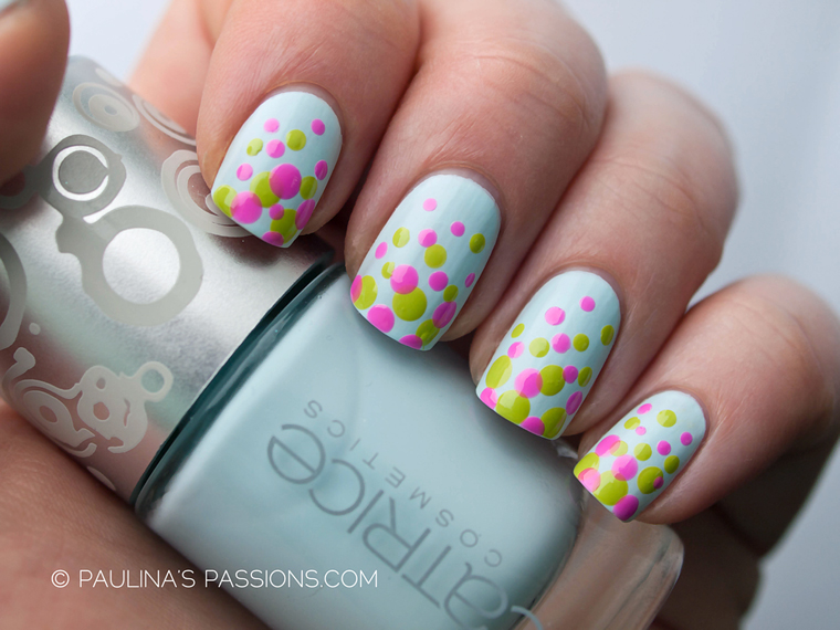 polka-dots-nails-design-8