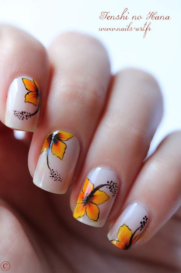 Flower-nail-art-for-summer-30