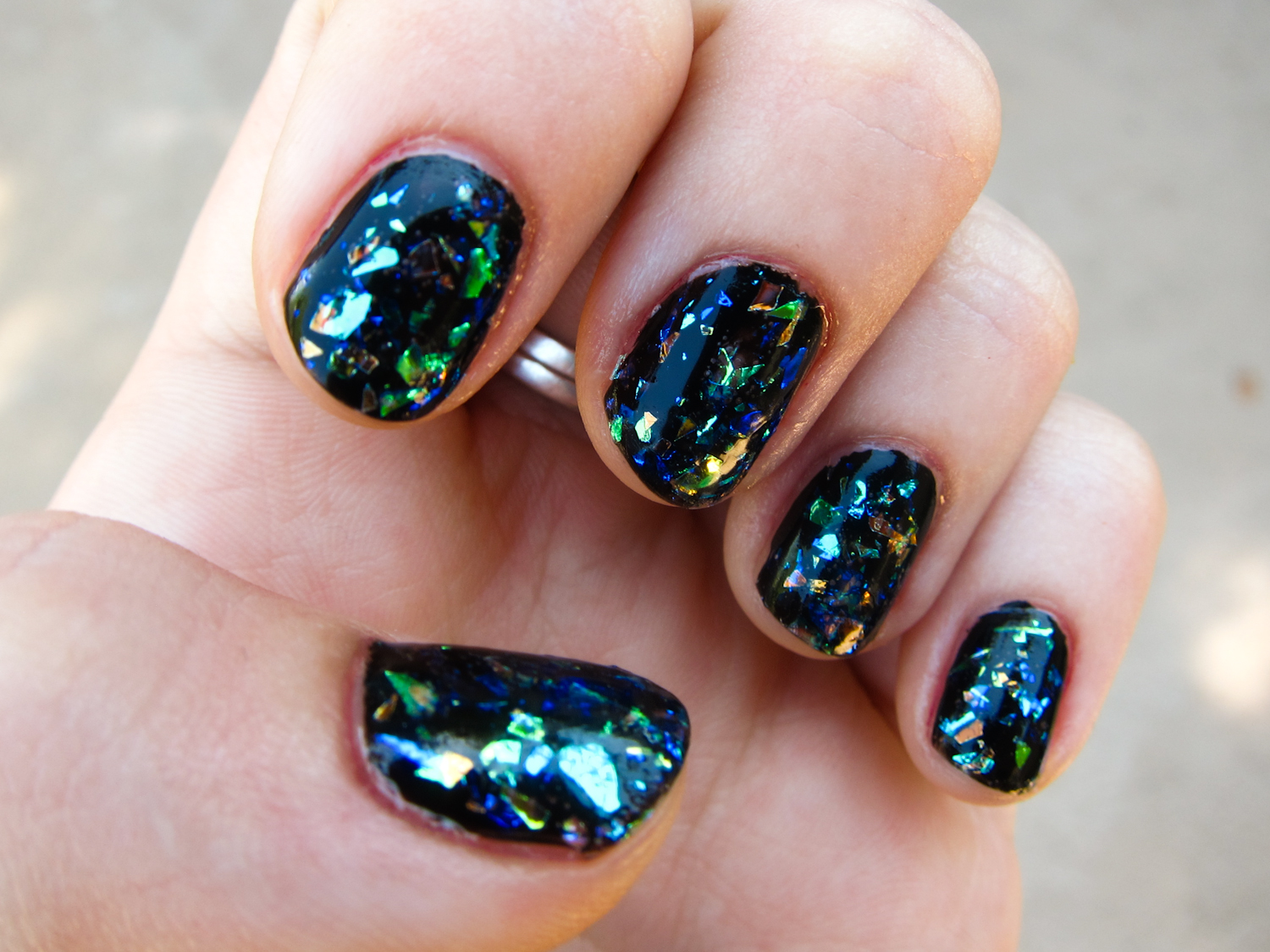 Broken and Shattered Glass Nail Art Trend 2016