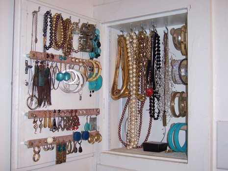 full_jewelry_cabinet7