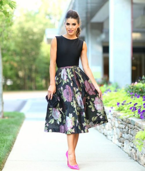 cute-black-floral-date-night-outfit